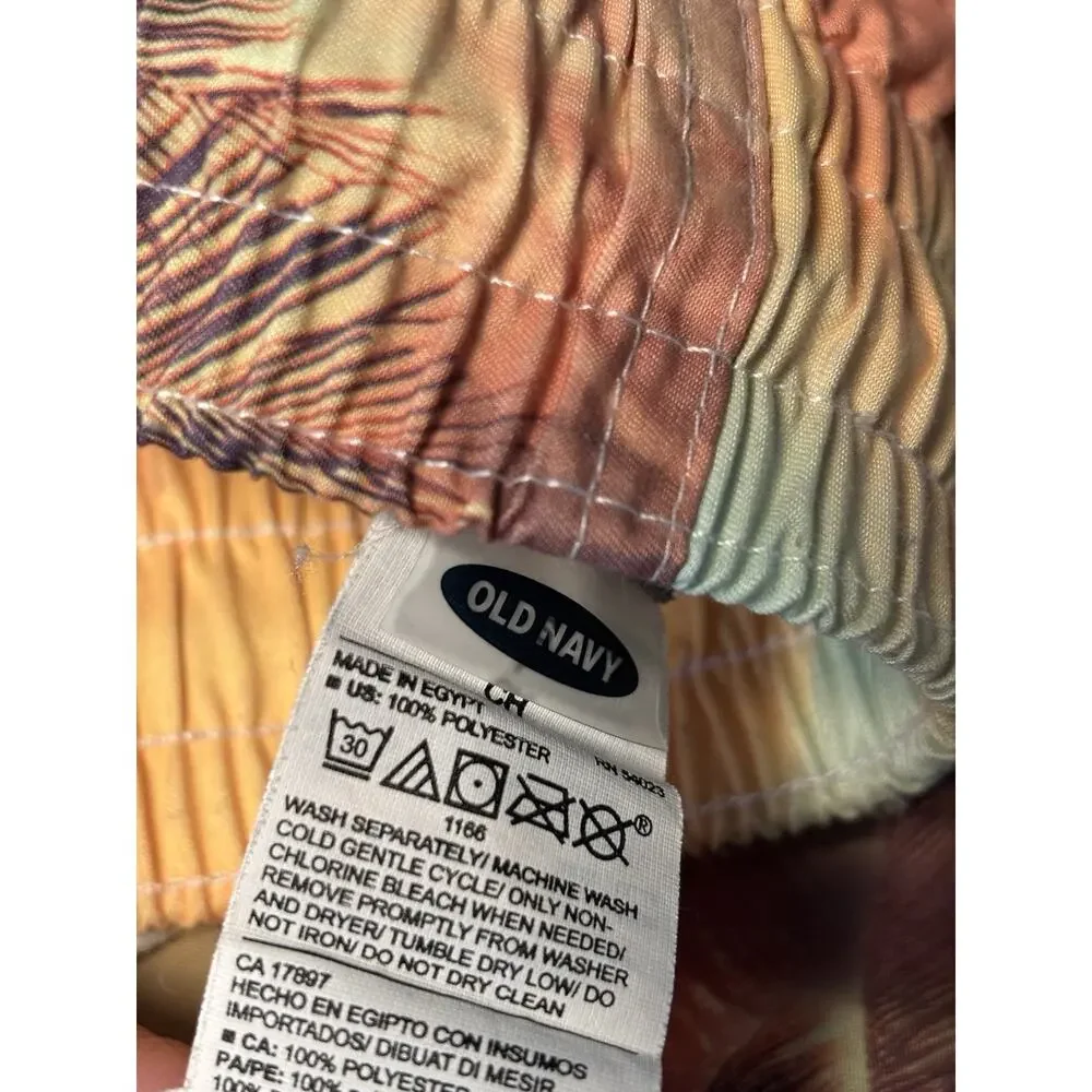 Old Navy Men’s Swim Trunks Tropical Sunset Design Size Small At Knee Length 8”